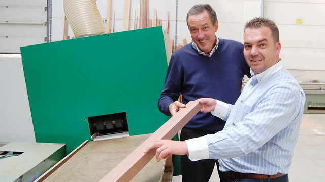 Zufrieden mit der Qualität: Firmenchef Dirk Ysewijn und WEINIG-Händler Ulrik Roekens Zufrieden mit der Qualität: Firmenchef Dirk Ysewijn und WEINIG-Händler Ulrik Roekens